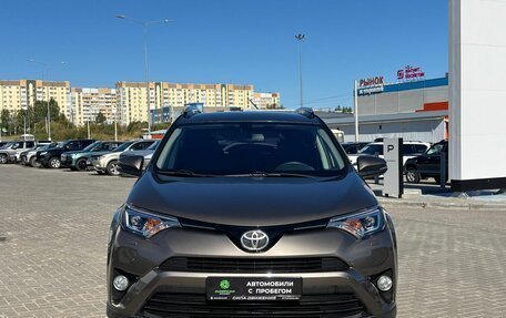 Toyota RAV4, 2019 год, 2 900 000 рублей, 3 фотография