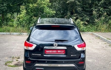 Nissan Pathfinder, 2015 год, 1 630 000 рублей, 5 фотография