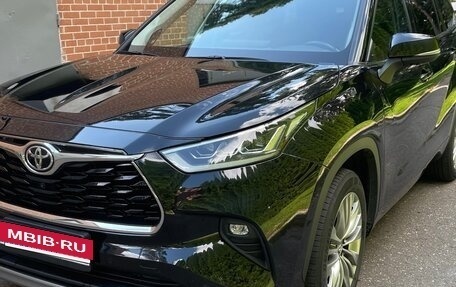 Toyota Highlander, 2025 год, 5 300 000 рублей, 3 фотография