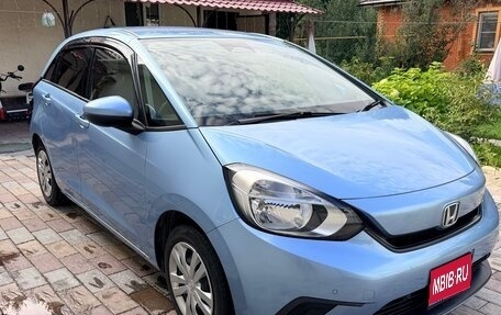 Honda Fit, 2020 год, 1 250 000 рублей, 1 фотография