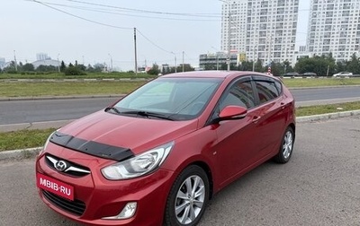 Hyundai Solaris II рестайлинг, 2012 год, 900 000 рублей, 1 фотография