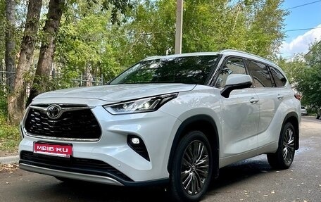 Toyota Highlander, 2025 год, 4 990 000 рублей, 1 фотография