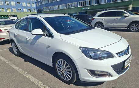 Opel Astra J, 2014 год, 1 350 000 рублей, 4 фотография