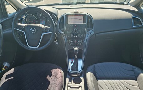 Opel Astra J, 2014 год, 1 350 000 рублей, 11 фотография