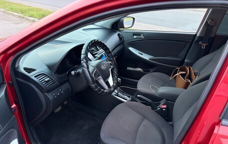Hyundai Solaris II рестайлинг, 2012 год, 900 000 рублей, 9 фотография