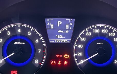Hyundai Solaris II рестайлинг, 2012 год, 900 000 рублей, 11 фотография
