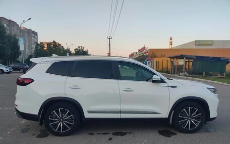 Chery Tiggo 8 Pro, 2021 год, 1 820 000 рублей, 18 фотография