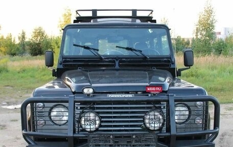 Land Rover Defender I, 2004 год, 2 950 000 рублей, 24 фотография