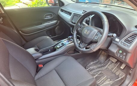 Honda Vezel, 2017 год, 1 850 000 рублей, 8 фотография
