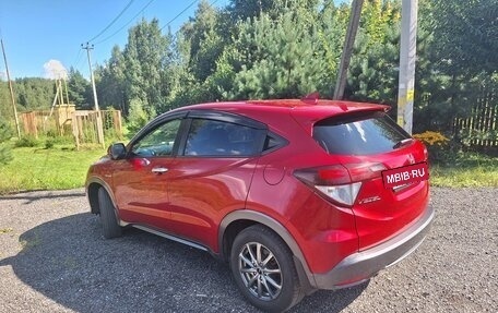 Honda Vezel, 2017 год, 1 850 000 рублей, 3 фотография
