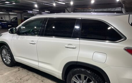 Toyota Highlander III, 2014 год, 2 350 000 рублей, 10 фотография