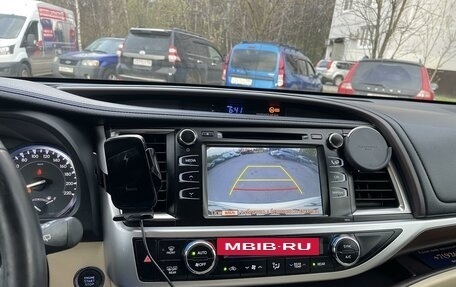 Toyota Highlander III, 2014 год, 2 350 000 рублей, 6 фотография