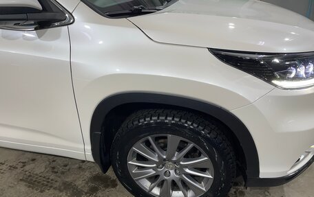Toyota Highlander III, 2014 год, 2 350 000 рублей, 20 фотография