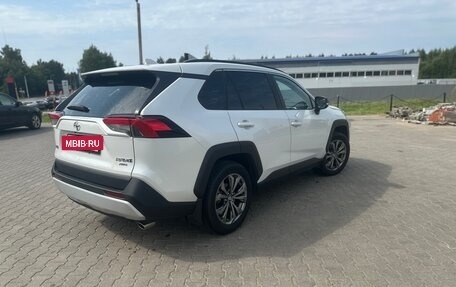 Toyota RAV4, 2024 год, 4 050 000 рублей, 3 фотография