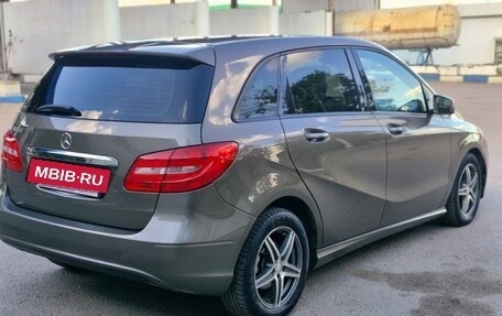 Mercedes-Benz B-Класс, 2013 год, 930 000 рублей, 3 фотография