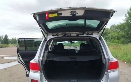 Toyota Highlander III, 2011 год, 1 920 000 рублей, 4 фотография