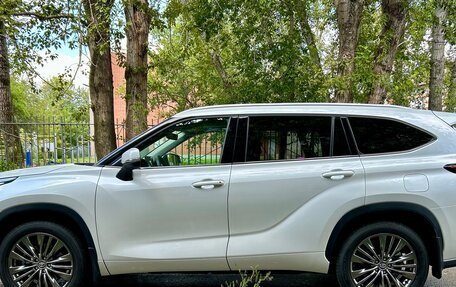 Toyota Highlander, 2025 год, 4 990 000 рублей, 4 фотография