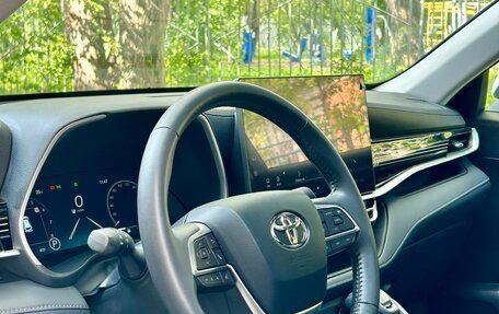 Toyota Highlander, 2025 год, 4 990 000 рублей, 18 фотография