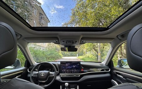 Toyota Highlander, 2025 год, 4 990 000 рублей, 20 фотография