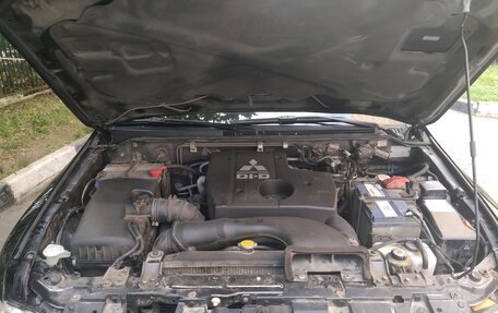 Mitsubishi Pajero IV, 2012 год, 2 150 000 рублей, 5 фотография