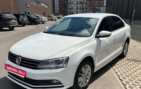 Volkswagen Jetta VI, 2016 год, 1 360 000 рублей, 2 фотография