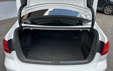 Volkswagen Jetta VI, 2016 год, 1 360 000 рублей, 16 фотография