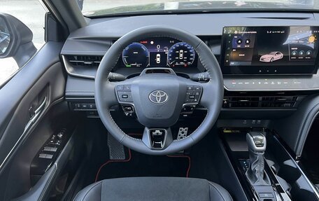Toyota Camry, 2026 год, 4 050 000 рублей, 10 фотография