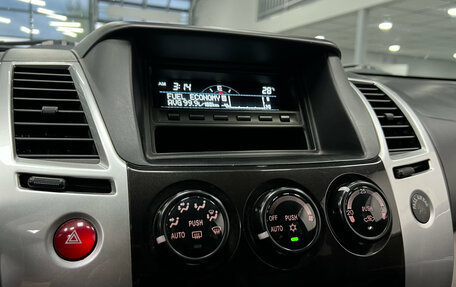Mitsubishi Pajero Sport II рестайлинг, 2011 год, 1 790 000 рублей, 13 фотография