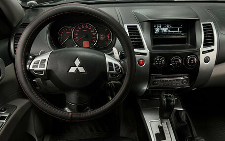 Mitsubishi Pajero Sport II рестайлинг, 2011 год, 1 790 000 рублей, 12 фотография