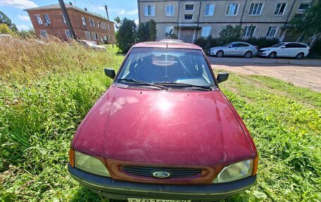 Ford Escort V, 1993 год, 82 000 рублей, 5 фотография