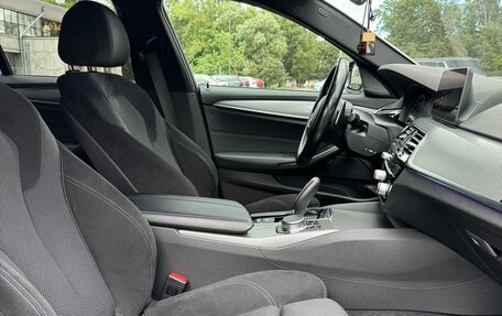 BMW 5 серия, 2018 год, 3 850 000 рублей, 13 фотография