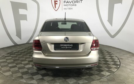 Volkswagen Polo VI (EU Market), 2016 год, 1 095 000 рублей, 3 фотография