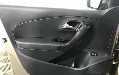 Volkswagen Polo VI (EU Market), 2016 год, 1 095 000 рублей, 8 фотография