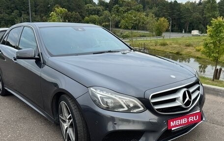 Mercedes-Benz E-Класс, 2014 год, 2 000 000 рублей, 4 фотография