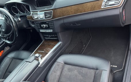 Mercedes-Benz E-Класс, 2014 год, 2 000 000 рублей, 9 фотография