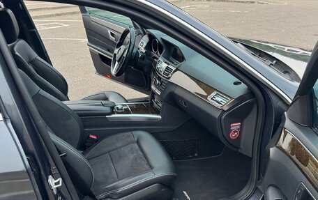 Mercedes-Benz E-Класс, 2014 год, 2 000 000 рублей, 14 фотография