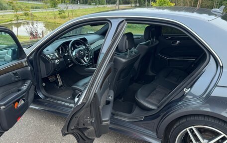 Mercedes-Benz E-Класс, 2014 год, 2 000 000 рублей, 16 фотография