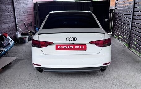 Audi A4, 2016 год, 2 500 000 рублей, 4 фотография