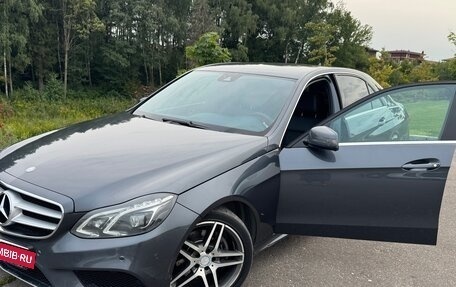 Mercedes-Benz E-Класс, 2014 год, 2 000 000 рублей, 21 фотография