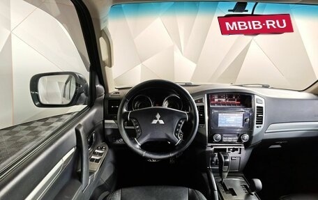 Mitsubishi Pajero IV, 2014 год, 2 289 000 рублей, 19 фотография