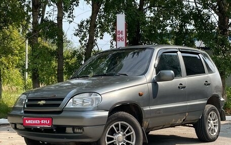 Chevrolet Niva I рестайлинг, 2005 год, 270 000 рублей, 1 фотография