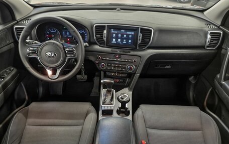 KIA Sportage IV рестайлинг, 2017 год, 1 799 000 рублей, 9 фотография