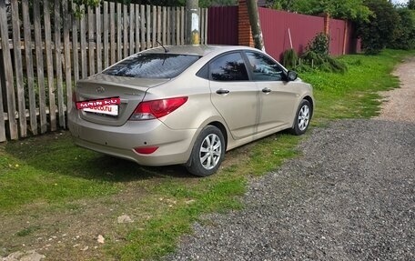 Hyundai Solaris II рестайлинг, 2013 год, 750 000 рублей, 12 фотография