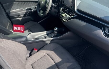 Toyota C-HR I рестайлинг, 2018 год, 1 620 000 рублей, 5 фотография