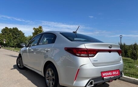 KIA Rio IV, 2021 год, 1 690 000 рублей, 4 фотография
