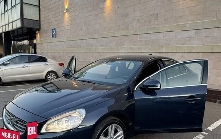 Volvo S60 III, 2012 год, 900 000 рублей, 4 фотография
