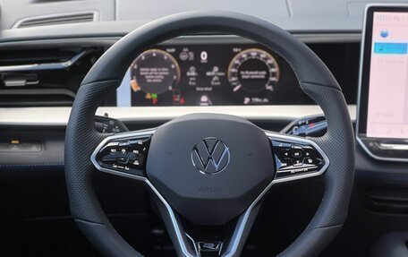 Volkswagen Teramont, 2026 год, 6 190 000 рублей, 12 фотография