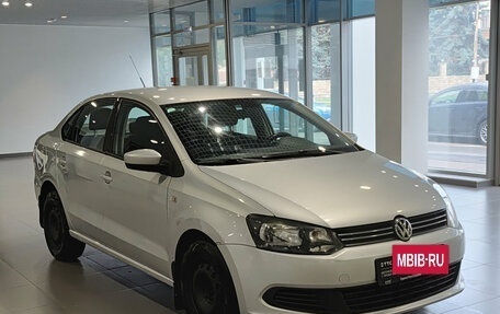 Volkswagen Polo VI (EU Market), 2011 год, 597 000 рублей, 3 фотография