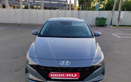 Hyundai Elantra, 2021 год, 1 665 000 рублей, 2 фотография