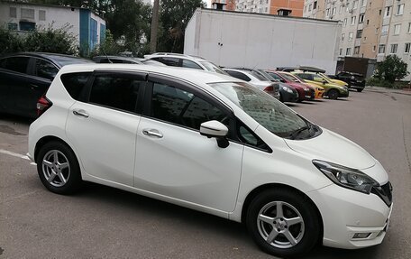 Nissan Note II рестайлинг, 2017 год, 1 000 000 рублей, 2 фотография